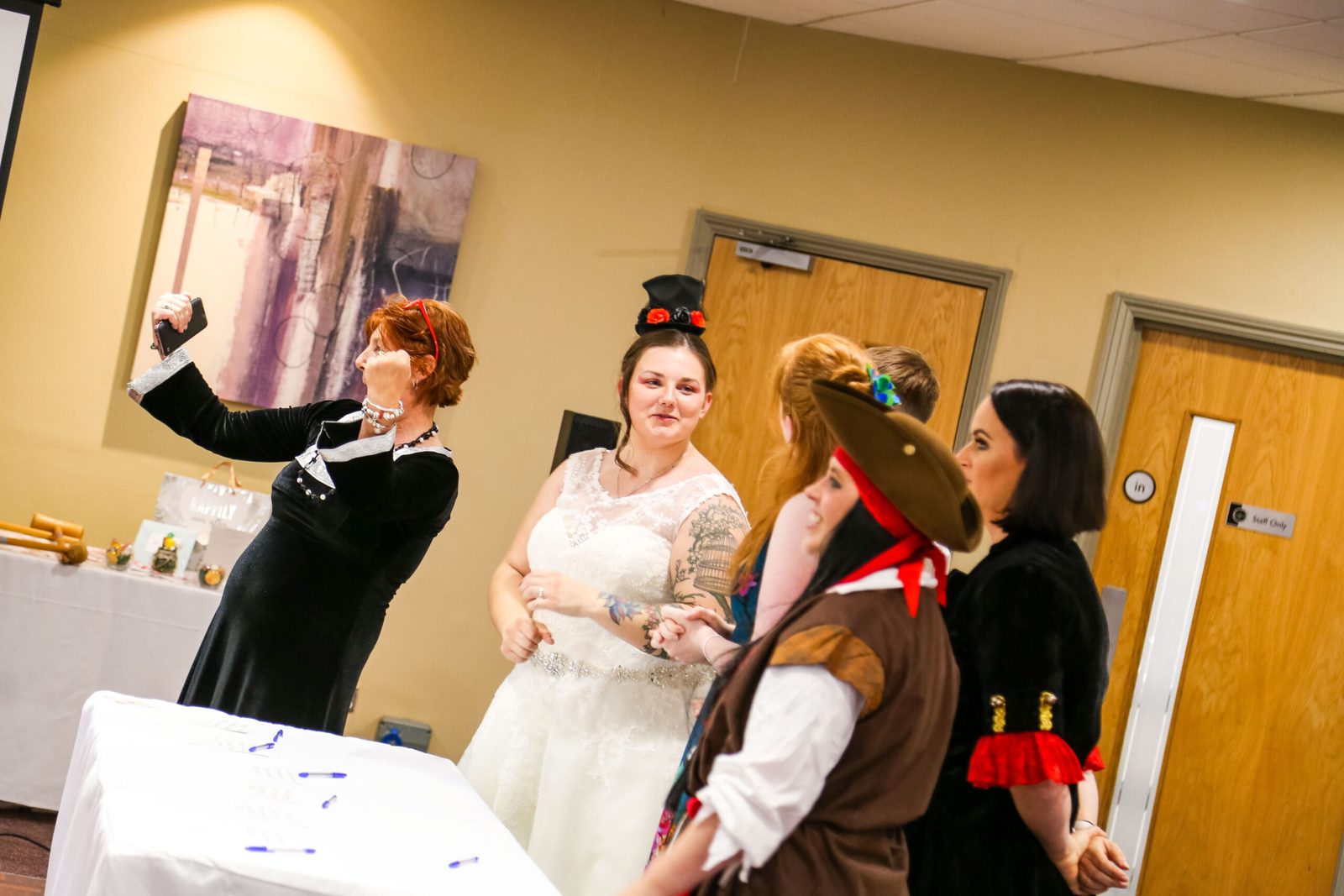 Kevin Durham running a whole-room game show icebreaker at a corporate event